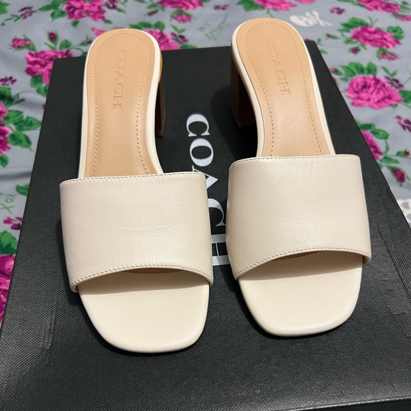 Coach leather sandals - Picture 2 of 6